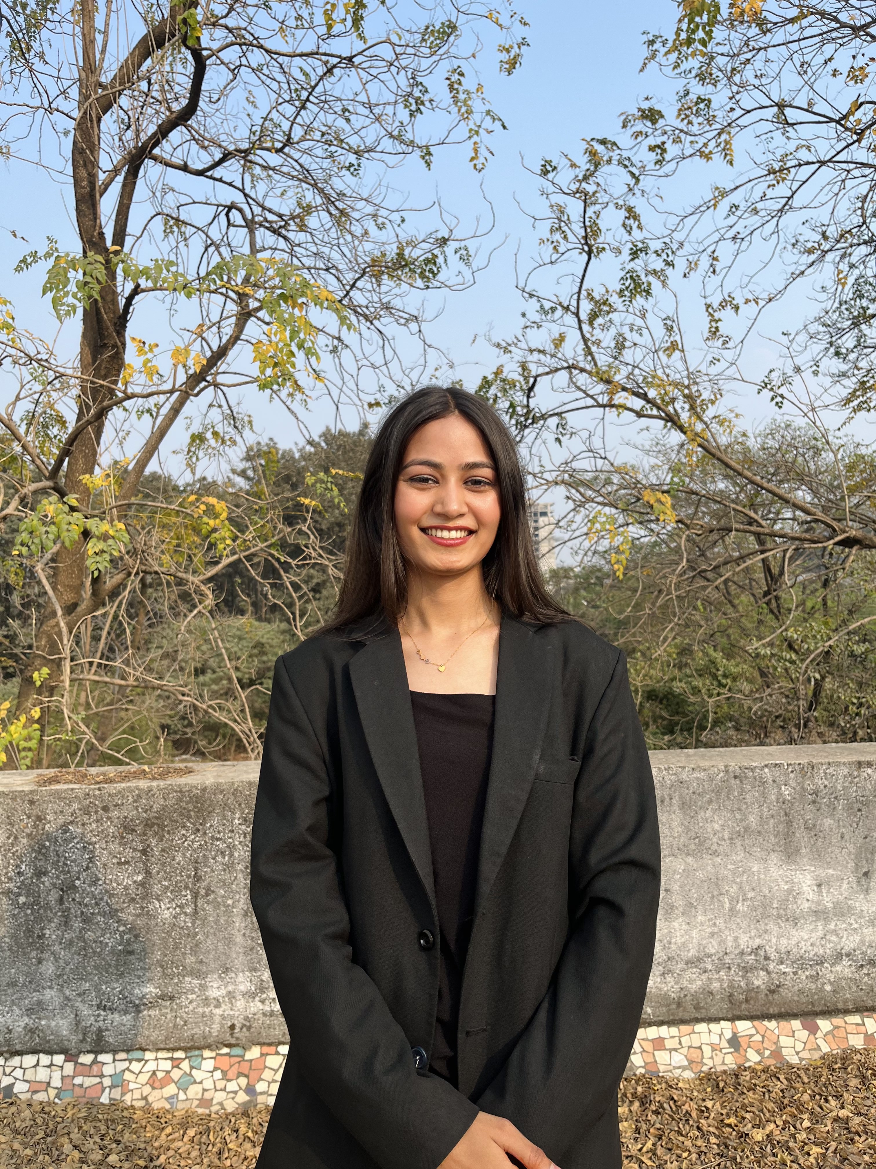 Rtr. Suhasini Kakad